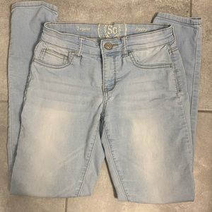 SO Juniors Light Blue Jegging Size 7